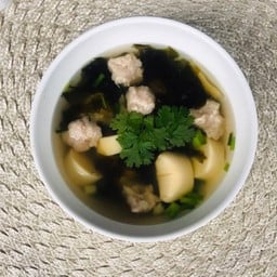 แกงจืดเต้าหู้หมูสับ
