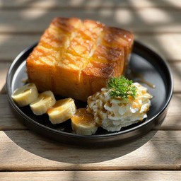 Banana Caramel Sauce French Toast - เฟรนซ์โทสต์กล้วยกับคาราเมลซอส