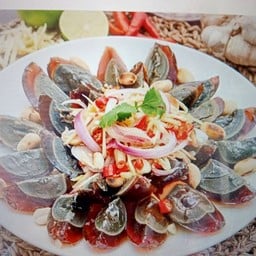 ยำไข่เยี่ยวม้า