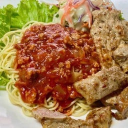 สปาเก็ตตี้เนื้ออบซอส