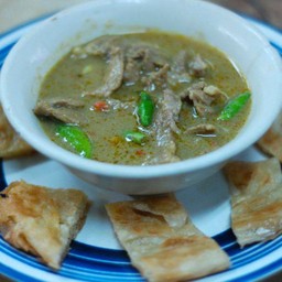 โรตีแกงเนื้อ