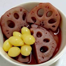 รากบัวจีนต้มน้ำตาล (แปะก๊วย)