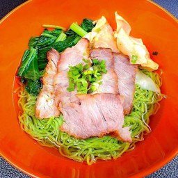 บะหมี่หยก เกี๊ยวกุ้ง ( น้ำ )