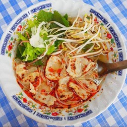 ข้าวปุ้นน้ำหมู พิเศษ