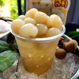 น้ำลำไยสดสุดซอย