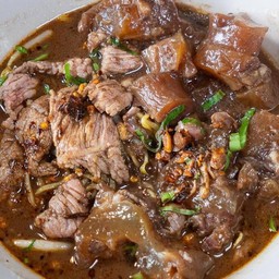 ก๋วยเตี๋ยวBynok