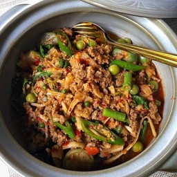 ข้าวราดแกงป่าเนื้อ
