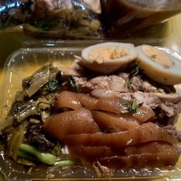ข้าวขาหมู888