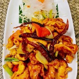 ไก่ผัดเม็ดมะม่วงหิมพานต์