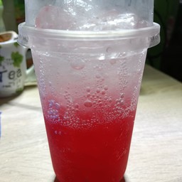 แดงโซดา มะนาว