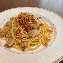 Spicy pork spaghetti-peperoncino-(ペペロンチーノ)