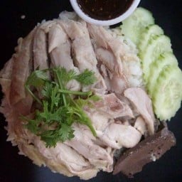 ข้าวมันไก่พอเพียงขวัญ  ท่าล้อ-แสงดาว ท่าล้อ-แสงดาว