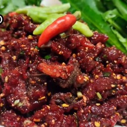 ร้านลาบก้อยยุ้ย