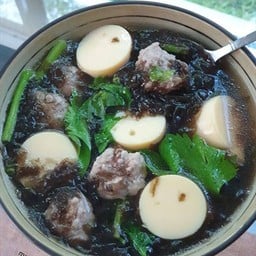 ต้มจืดเต้าหู้สาหร่าย