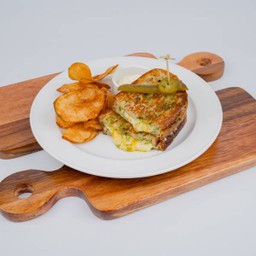 Grilled pesto & 3cheese