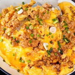 ข้าวไข่ข้นหมูสับ