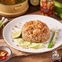 โคตรข้าวผัดกระเทียมไส้กรอก
