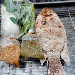 มังกรเมี่ยงปลาเผา ตลาดมีนบุรี