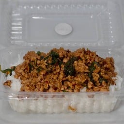 กะเพราแซ่บ ร้าน Saki salmon ข้าวกะเพรา