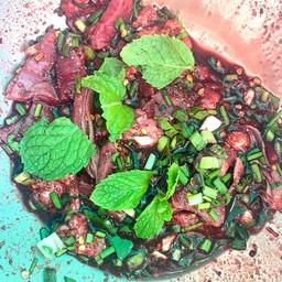 ก้อยเสือ