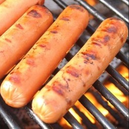 ไส้กรอกหนังกรอบ ย่าง