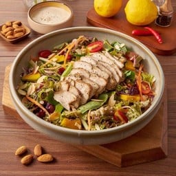 สลัดอกไก่ย่าง อัลมอนด์ แครนเบอรี่ Chicken Almond Cranberry Salad