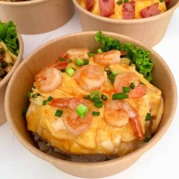 อบไก่ ไข่เยิ้ม (ข้าวไข่ข้นคั่วพริกเกลือ)