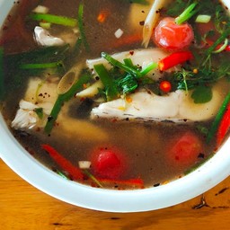 ต้มปลานิลลาวลาว