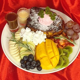 โทสต์คาราเมลผลไม้รวม