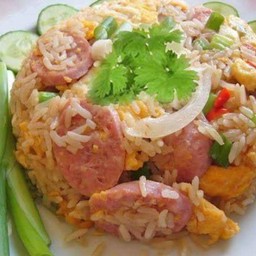 ข้าวผัดแหน๋ม