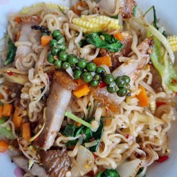 ผัดขี้เมา
