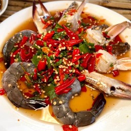 ยำปูม้า+กุ้ง