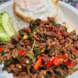 กะเพราแท้เนื้อ - กับข้าว