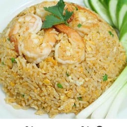 ข้าวผัดเลือกเนื้อสัตว์