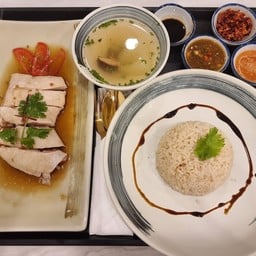 ไซส์ S (ไก่1/4 ตัว+ข้าวมันและน้ำซุป1ที่)