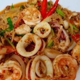 ครัวบัวตองอาหารตามสั่ง