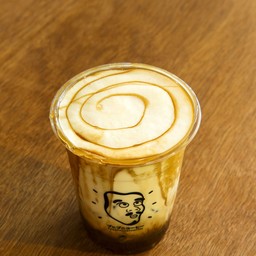 คาราเมล มัคคีอาโต