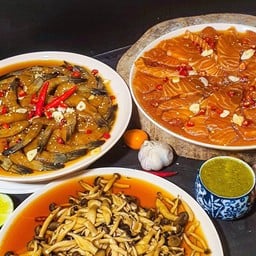 ข้าวหน้าทะเลดอง+ซีฟู้ด เริ่มต้น40บาท