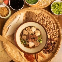 ก๋วยเตี๋ยวเรือเจริญรส โชคชัย4