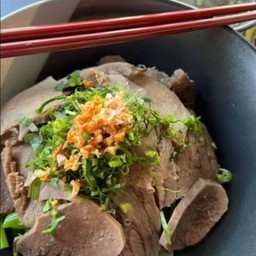 ก๋วยเตี๋ยวลิ้นวัว