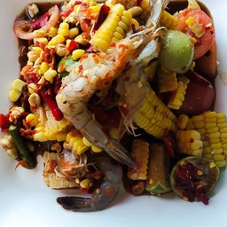 ตำกุ้งสดข้าวโพด