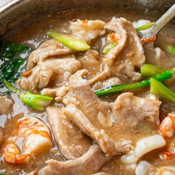 ราดหน้าทะเล