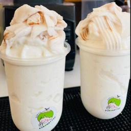 มะพร้าวนมสดฮอกไกโดปั่น  2 แก้ว ( แต่งหน้าเนื้อมะพร้าว )