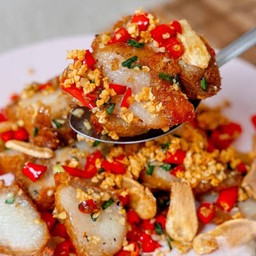 (กับข้าว) คอหมูคั่วพริกเกลือ