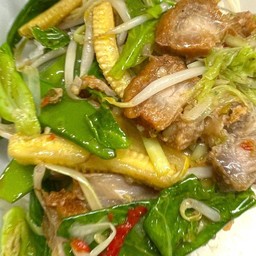 ผัดผักรวมมิตร