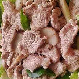 ลวกจิ้มแจ่วหมู