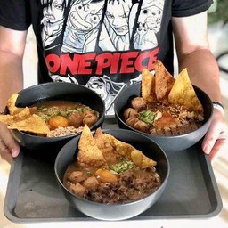 ก๋วยเตี๋ยวเรือไก่สับ