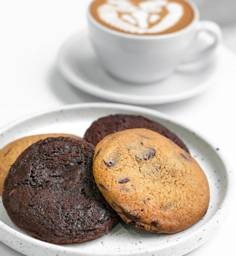 2 soft cookies