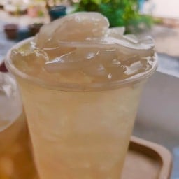 นํ้าลำไยสด บุษบา ตลาดโต้รุ่ง