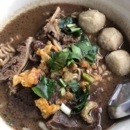 ก๋วยเตี๋ยวเนื้อเปื่อย